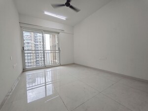 Room in 1.5 BHK Apartment at Marathon Nexzone Zenith 2, New Panvel – for Sale