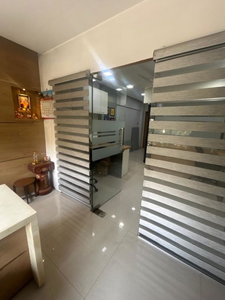 undefined, thacker-tower Commercial Office Space 400 Sq.Ft. In Vashi Sector 17 Navi Mumbai 10491417