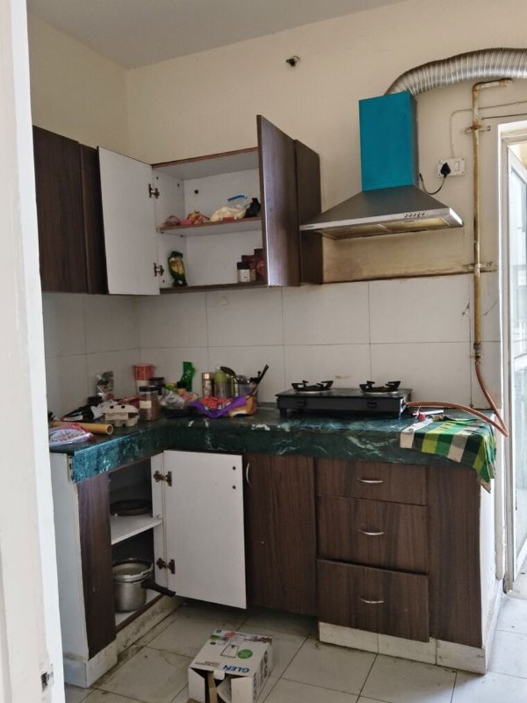 Kitchen, paras-tierea 3.5 Bedroom 1695 Sq.Ft. Apartment In Sector 137 Noida 10491363