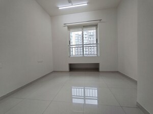 Room in 2 BHK Apartment at Marathon Nexzone Atlas 1, New Panvel – for Sale