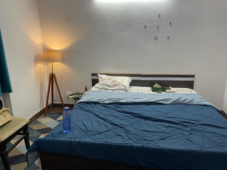 Bedroom, paras-tierea 3.5 Bedroom 1695 Sq.Ft. Apartment In Sector 137 Noida 10491514