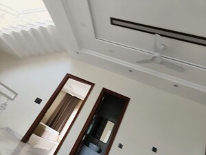Furnished Amenities in 4 BHK Independent House at Sector 19 – for Rent