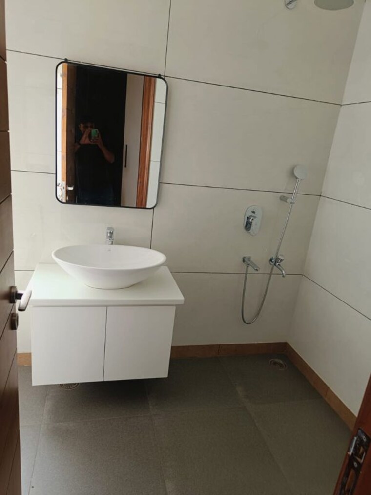 Bathroom, sector 19 4 Bedroom 900 Sq.Ft. Independent House In Sector 19 Sonipat 10491499