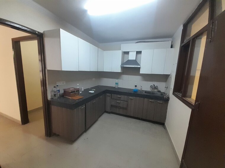 Kitchen, maya-garden-city 2 Bedroom 1307 Sq.Ft. Apartment In Lohgarh Zirakpur 10491570
