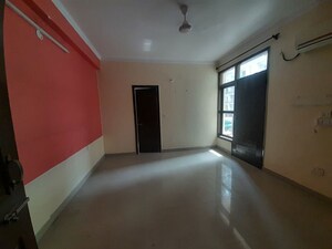 2 BHK Apartment For Rent in Maya Garden City, Lohgarh