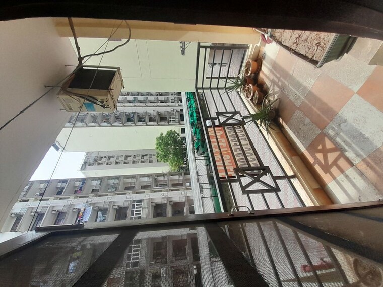 Balcony, maya-garden-city 2 Bedroom 1307 Sq.Ft. Apartment In Lohgarh Zirakpur 10491570