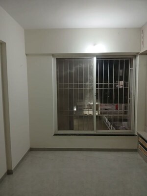 Room in 2 BHK Apartment at Shriram Nysa, Dhanori – for Rent
