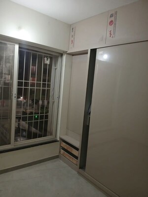 Room in 2 BHK Apartment at Shriram Nysa, Dhanori – for Rent