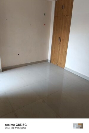 Room in 3 BHK Apartment at Amolik Heights, Sector 88 – for Sale