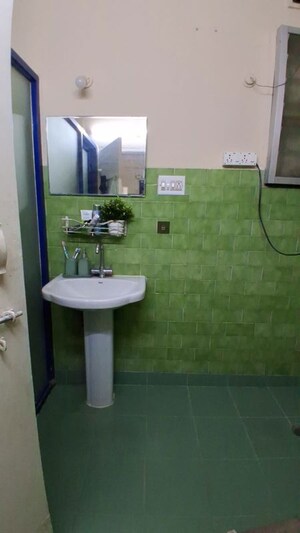 Bathroom in 3 BHK Apartment at Banjara Summit, Frazer Town – for Sale