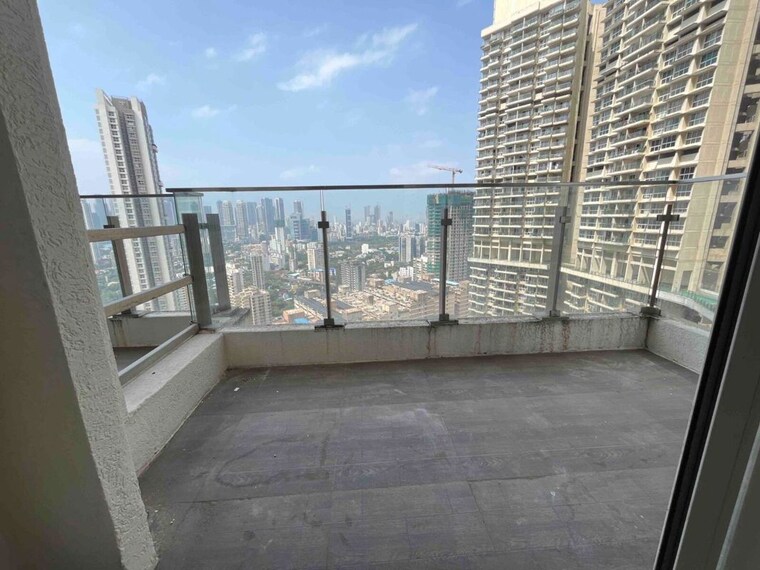 Exterior View, l-t-crescent-bay-t2 3 Bedroom 1390 Sq.Ft. Apartment In Parel Mumbai 10491671