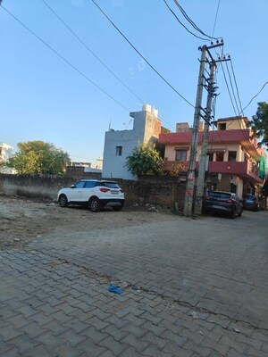  Plot For Sale in New Palam Vihar Phase 1
