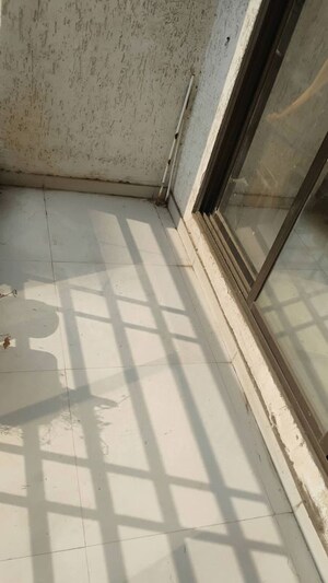 Balcony in 1 BHK Apartment at Vashi Sector 9 – for Rent