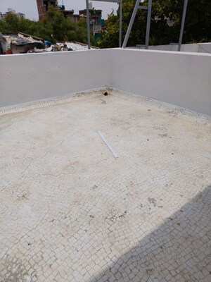 Room in 4 BHK Villa at Satellite – for Rent