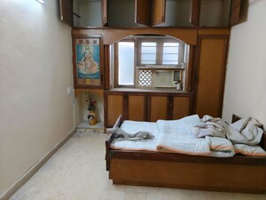 Bedroom in 4 BHK Villa at Satellite – for Rent