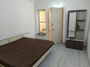 Bedroom in 4 BHK Villa at Satellite – for Rent