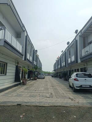  Independent House – Exterior View View at Palsana - for Sale