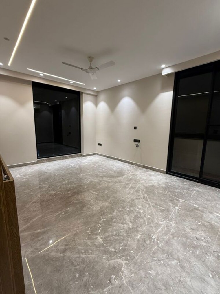 Room, unitech-south-city-ii 3 Bedroom 2450 Sq.Ft. Builder Floor In Sector 50 Gurgaon 10491777