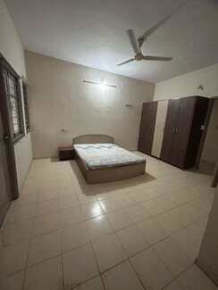 4 BHK Villa For Rent in Paldi