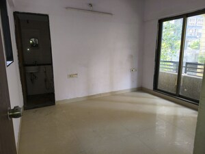 Room in  Apartment at Malad West – for Sale