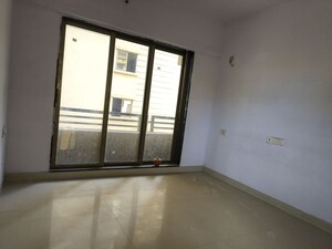 Room in  Apartment at Malad West – for Sale