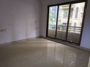 Room in  Apartment at Malad West – for Sale