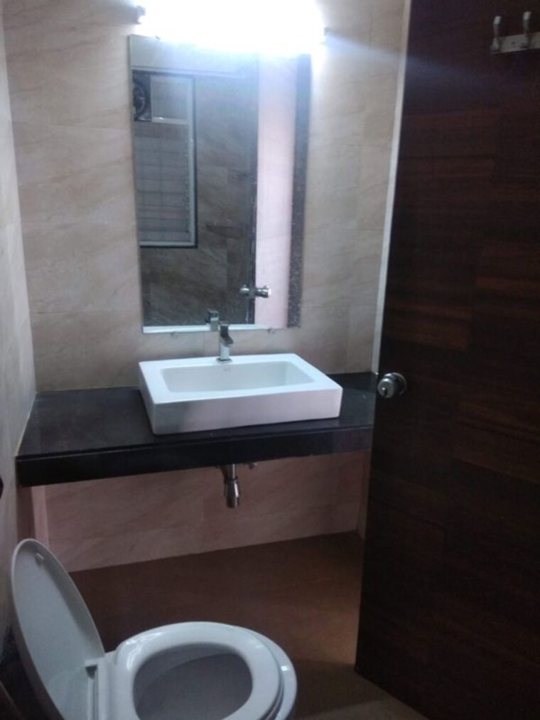 Bathroom, ark-viman-platinum 1 Bedroom 600 Sq.Ft. Apartment In Viman Nagar Pune 10491845