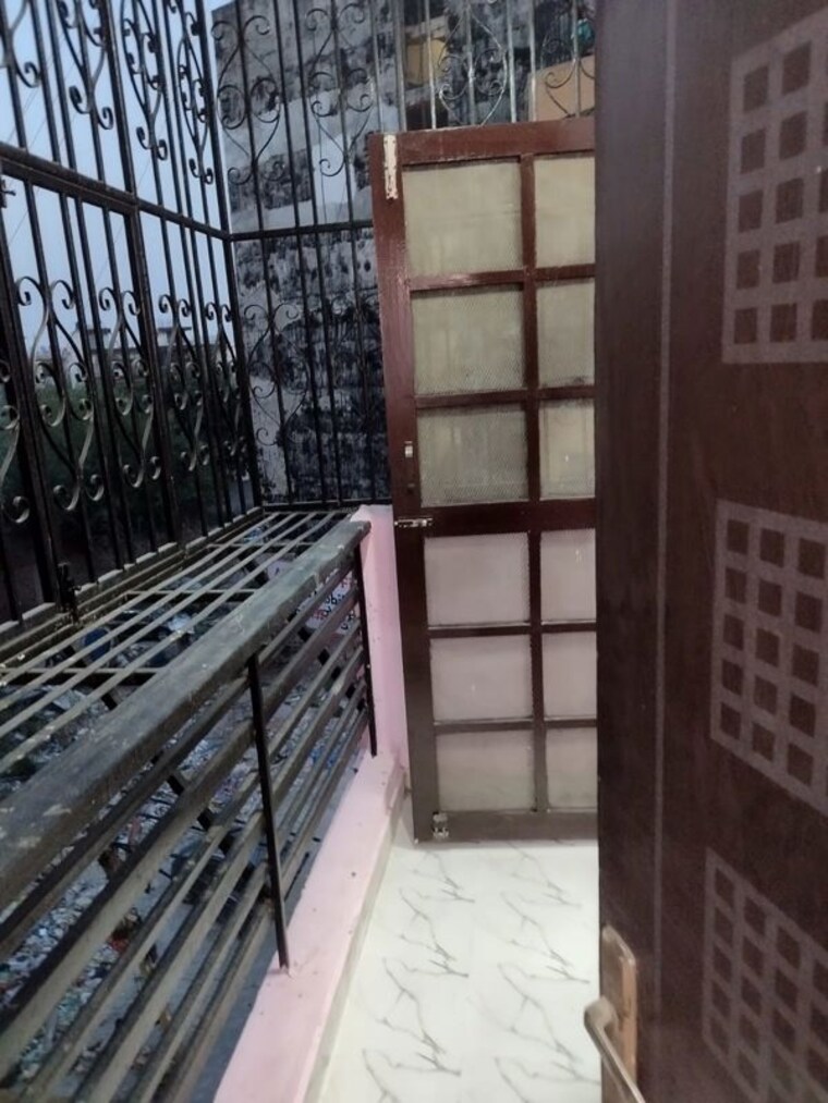 Balcony, aashiyana-sai-home 2 Bedroom 950 Sq.Ft. Apartment In Sector 70 Noida 10491876
