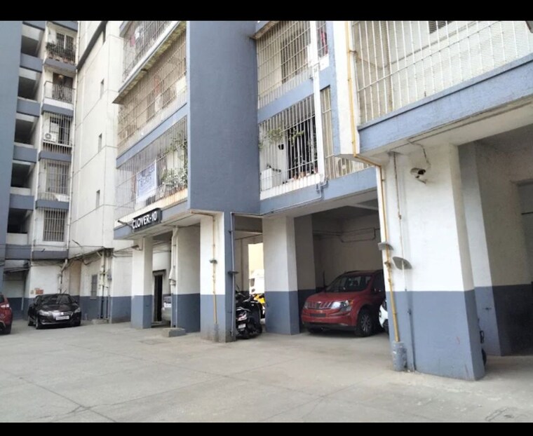 Exterior View, clover-everest-world-chs-ltd 3 Bedroom 1000 Sq.Ft. Apartment In Kolshet Road Thane 10491880
