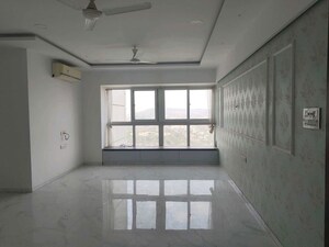 3 BHK Apartment For Rent in Ruparel Ariana, Parel