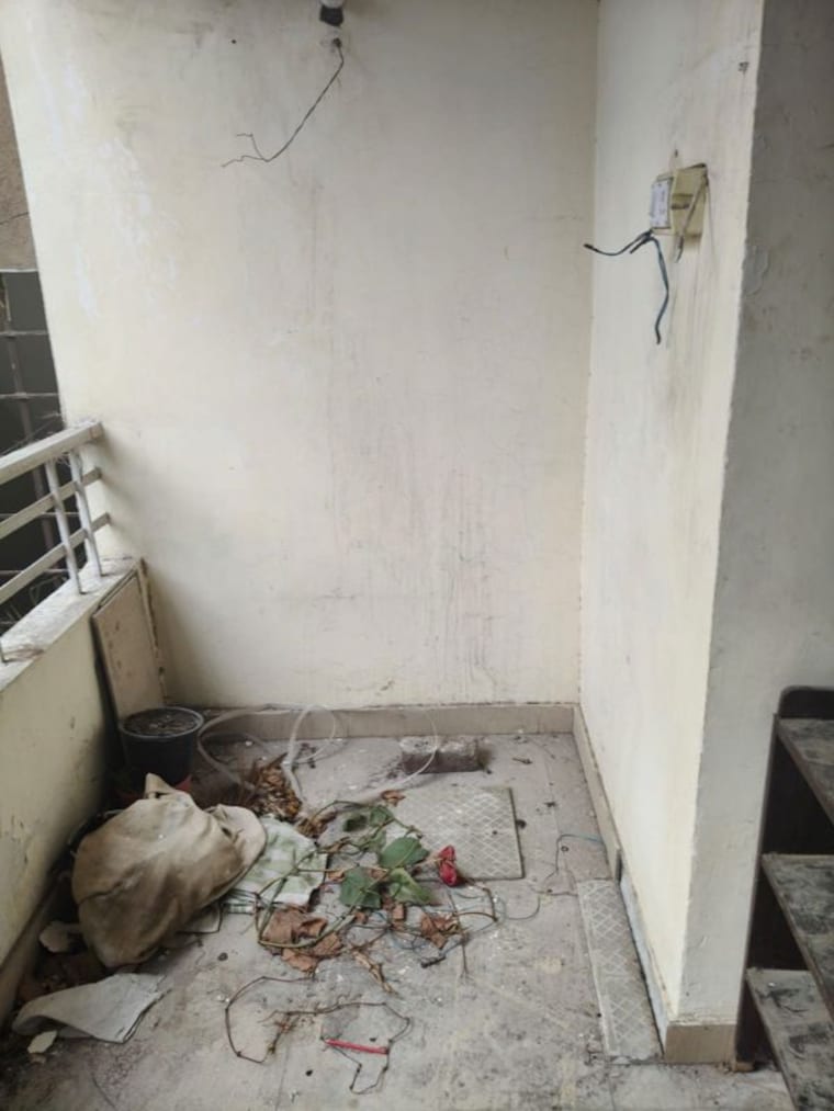 Balcony, mayur vihar 2.5 Bedroom 950 Sq.Ft. Apartment In Mayur Vihar Delhi 10492020