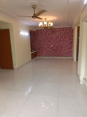 2 BHK Builder Floor For Rent in Baradia
