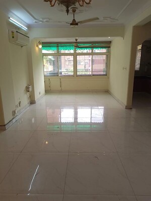 Living Room in 2 BHK Builder Floor at Baradia – for Rent