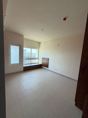 Room in 2 BHK Apartment at Karle Vario Homes, Hebbal – for Rent