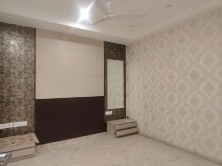 Bathroom, dlf-city-phase-iv 4 Bedroom 3000 Sq.Ft. Builder Floor In Dlf Phase iv Gurgaon 10492036