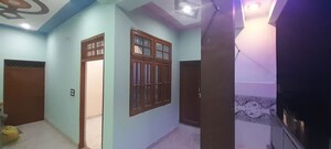 Room in 3 BHK Independent House at Manak Nagar – for Rent