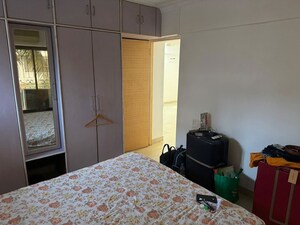 Bedroom in 2 BHK Apartment at Popular Apartment Andheri, Andheri East – for Rent