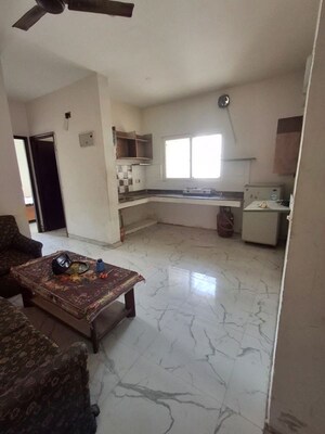 Living Room in 3.5 BHK Apartment at DLF The Ultima, Sector 81 – for Rent