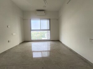 Room in 3 BHK Apartment at Uttam CHS Chembur, Chembur – for Sale