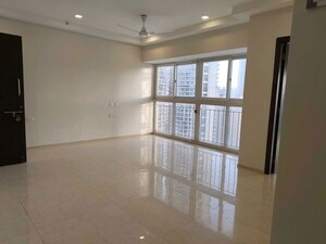 3 BHK Apartment For Rent in Ruparel Ariana, Parel