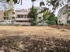 Plot For Sale in Sector 57