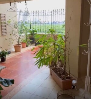 Balcony in 3 BHK Apartment at Lokhandwala Complex – for Rent