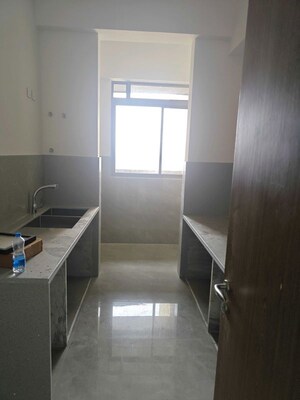 Bathroom in 3 BHK Apartment at Prestige Jasdan Classic, Mahalaxmi – for Rent