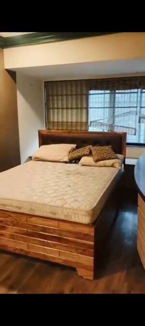 Bedroom in 2 BHK Apartment at Kunj Vihar Vile Parle West, Vile Parle West – for Rent