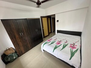 2 BHK Apartment For Rent in Akshay Apartment Bandra West, Bandra West