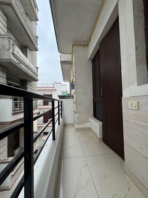 Balcony in 1 BHK Apartment at Chattarpur – for Rent