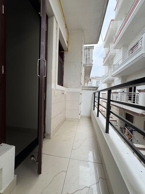 Balcony in 1 BHK Apartment at Chattarpur – for Rent
