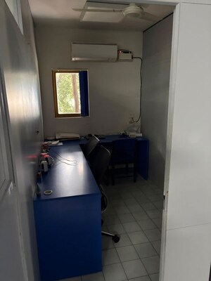 Room in  Office Space at Shanthala Nagar – for Rent