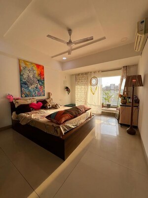 2 BHK Apartment For Rent in Beas CHS, Khar West