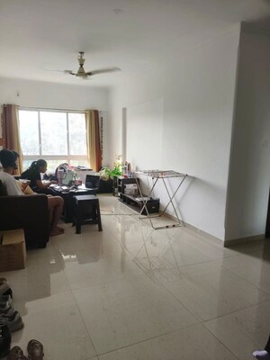 Team Area in 2 BHK Apartment at Marathon Monte South, Byculla West – for Rent